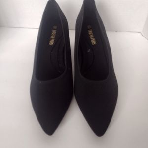 NWOT Dream Pairs Women's heels